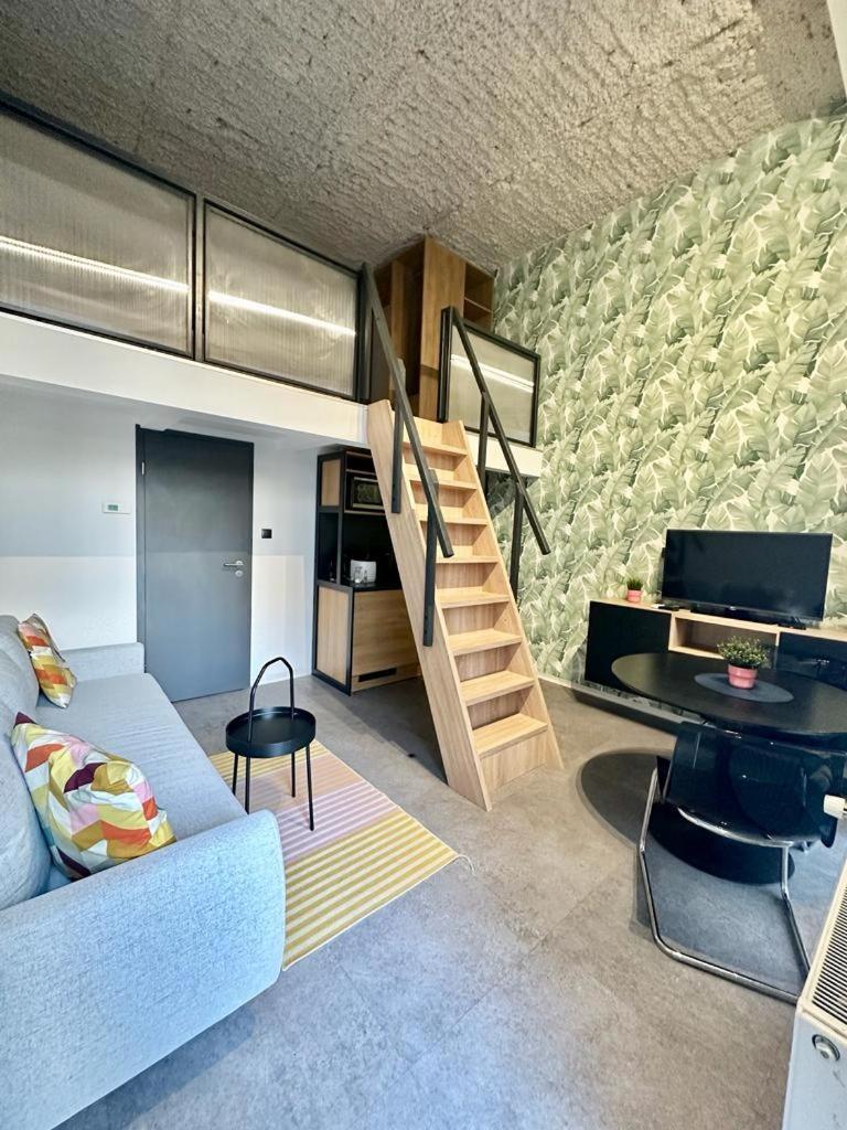 Design Gallery Inbp10 Studio #freeparking Apartment